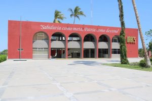 Cumple UABCS 43 años de ser la Máxima Casa de Estudios en Baja California Sur