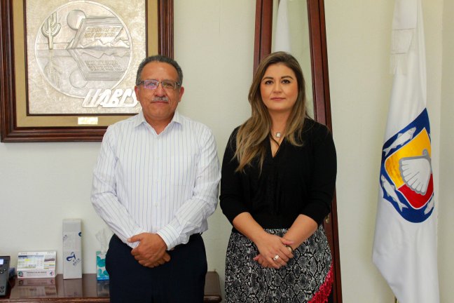 Se reúne rector de la UABCS con la diputada Daniela Rubio