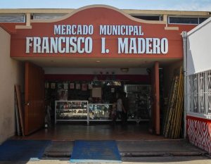 Mercados Municipales de La Paz se mantienen abiertos